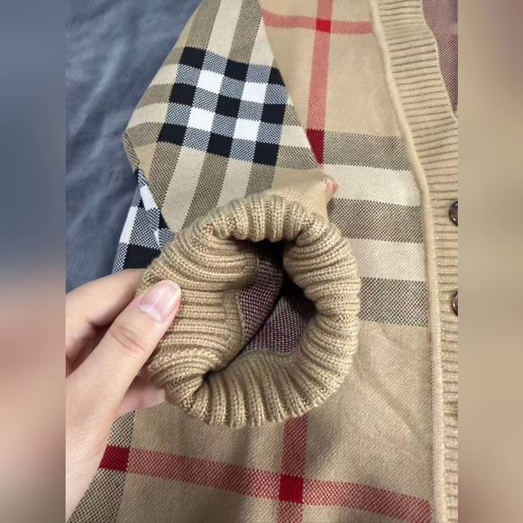 Burberry Check Wool Blend Cardigan - Picture 9 of 16